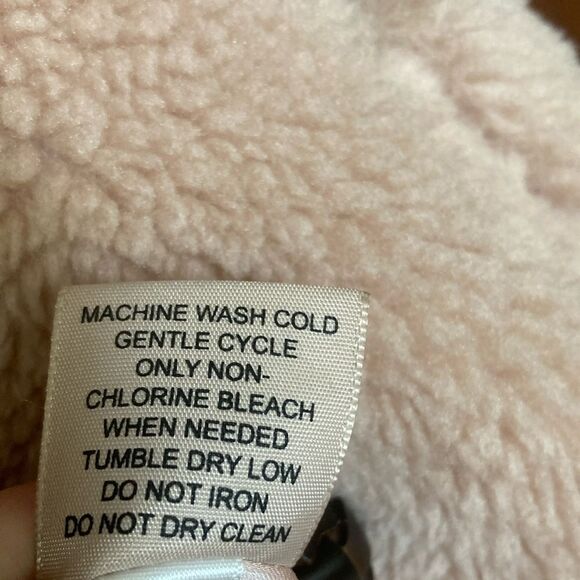 Philosophy light pink collared pockets faux fur teddy jacket Sz M wood buttons - Picture 4 of 10